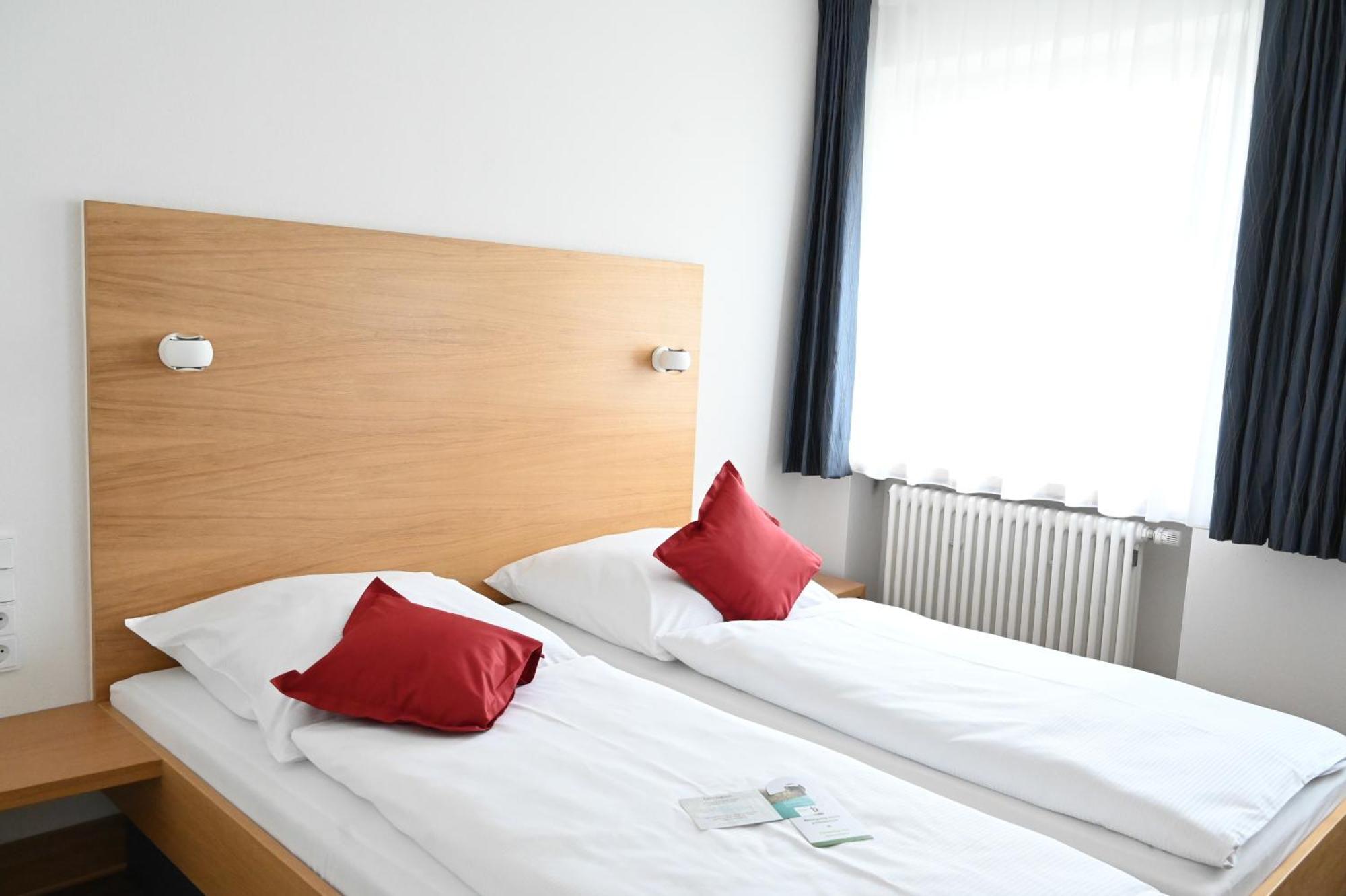 Bildungs- & Tagungshaeuser Vierzehnheiligen Bad Staffelstein Extérieur photo