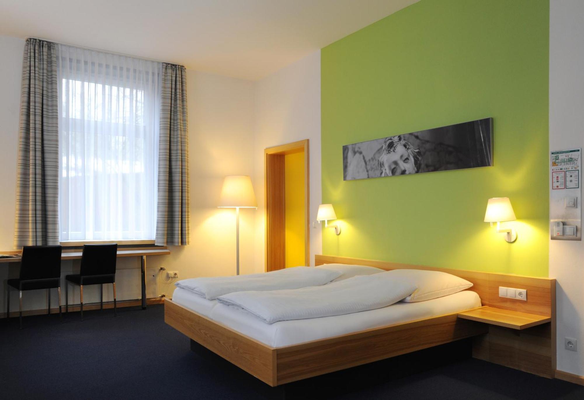 Bildungs- & Tagungshaeuser Vierzehnheiligen Bad Staffelstein Extérieur photo