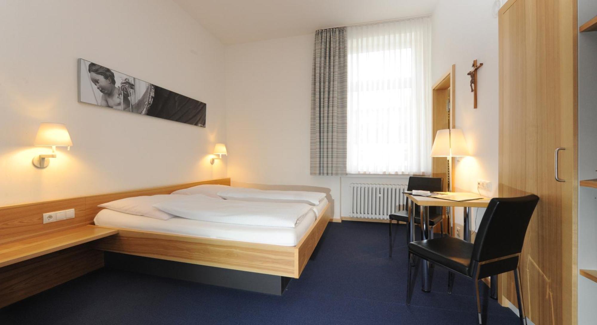 Bildungs- & Tagungshaeuser Vierzehnheiligen Bad Staffelstein Extérieur photo